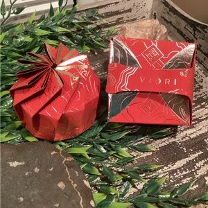 VIORI Red and Gold Hair Shampoo and Conditioner